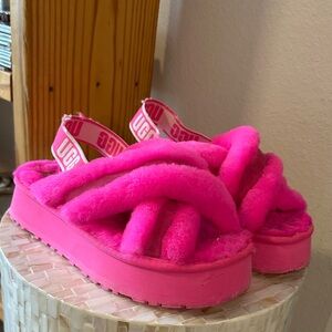 UGG Vibrant Pink Fluffy Sandals